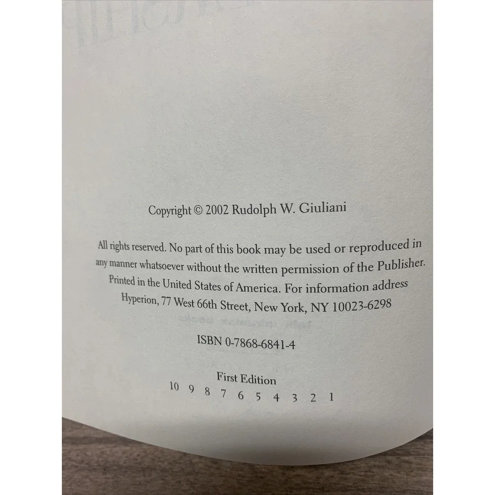 Book Rudy Giuliani,‎ Leadership: Hardcover 2002 SIGNED First Edition